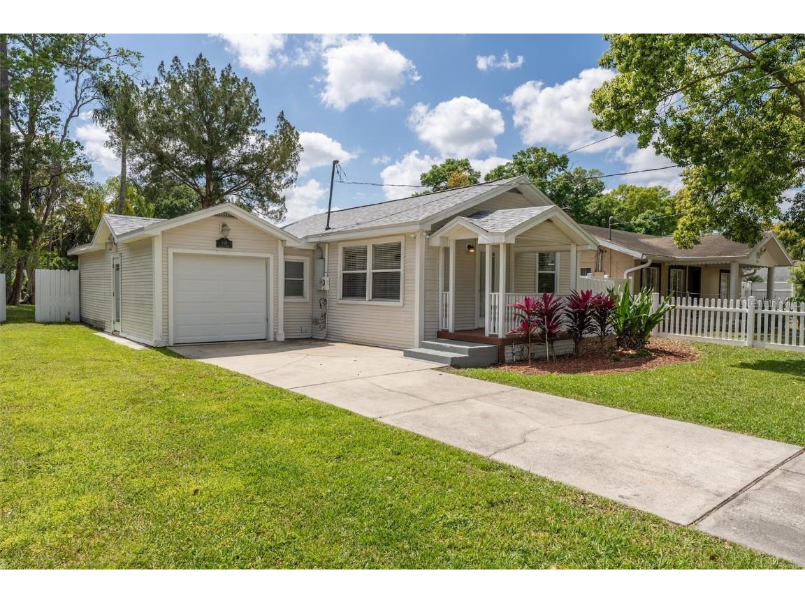 2110 Carlton Drive Orlando FL 32806 O6189868 image1