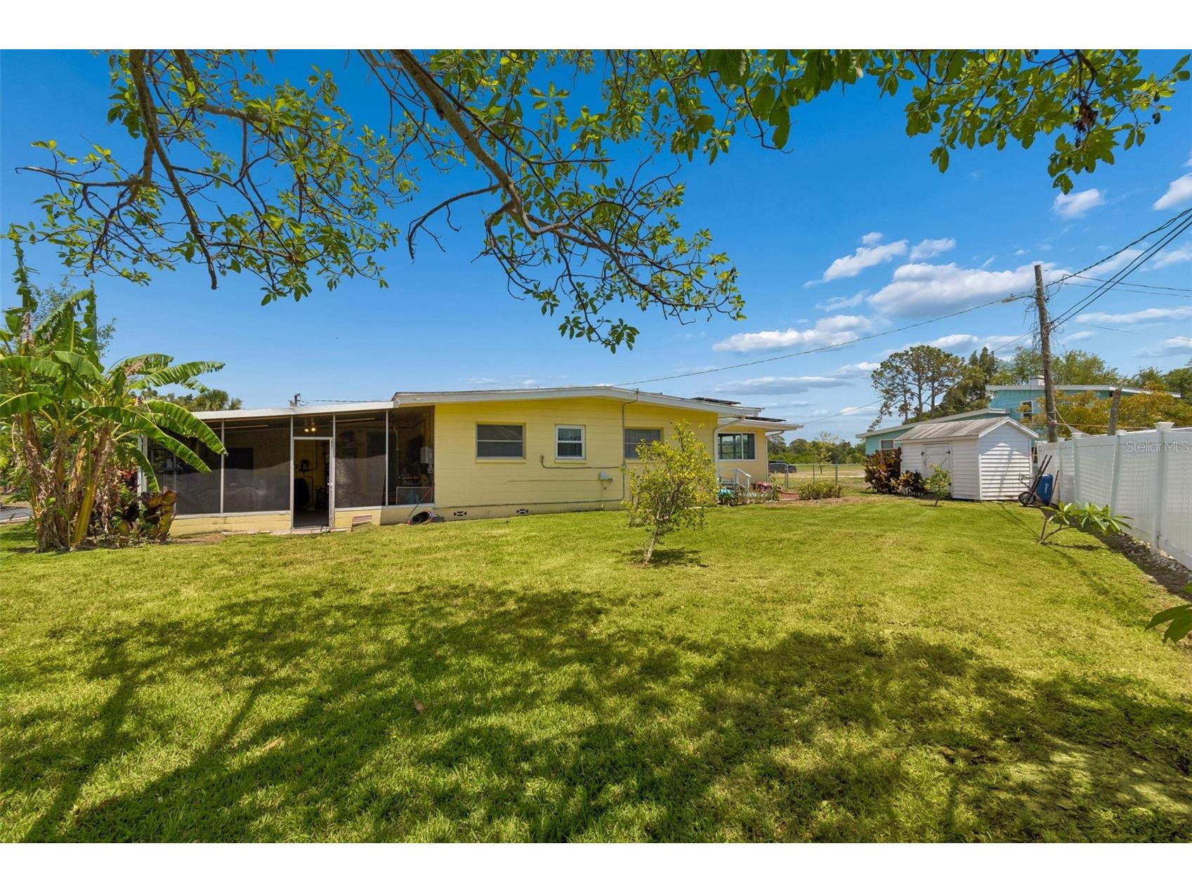 2110 Fairway Avenue S Saint Petersburg FL 33712 TB8402177 image45