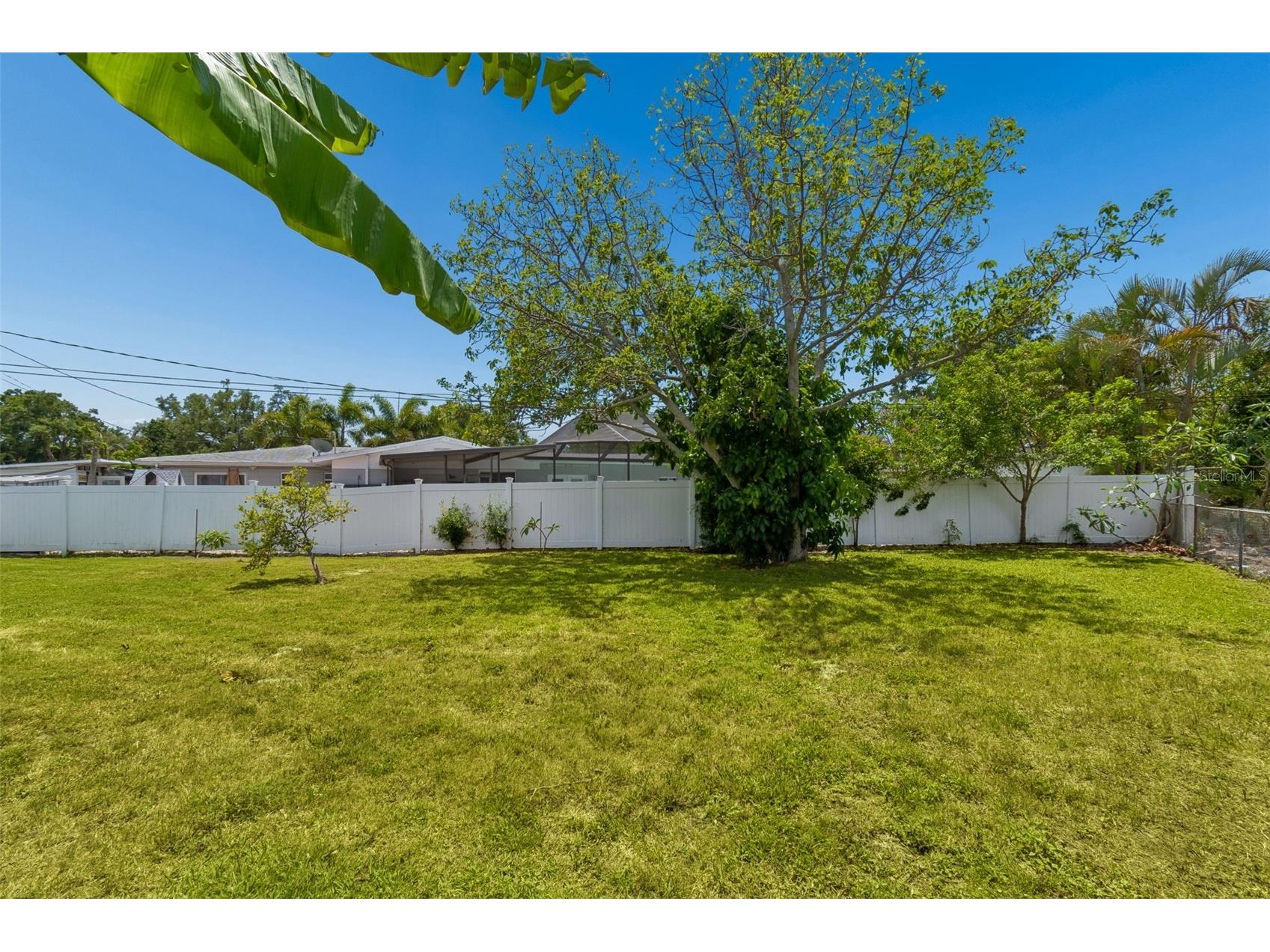 2110 Fairway Avenue S Saint Petersburg FL 33712 TB8402177 image47