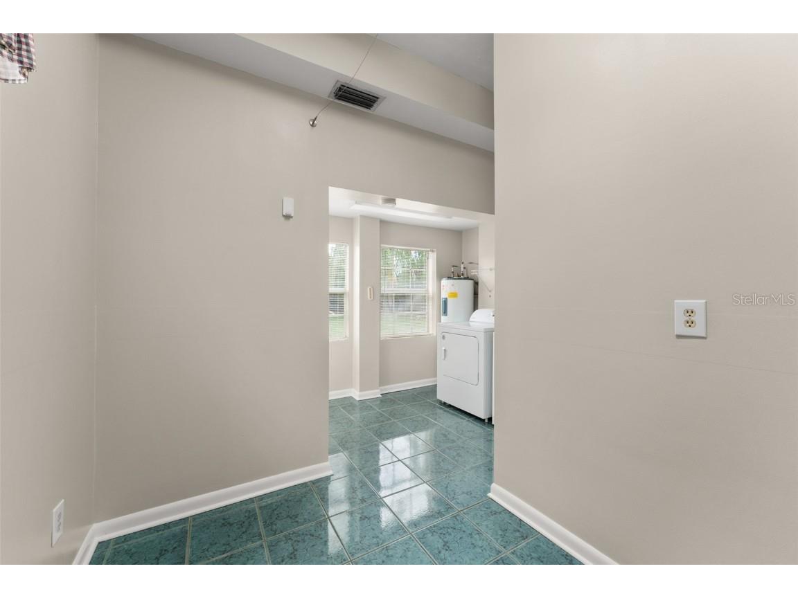 2110 Gerda Terrace Orlando FL 32804 O6345862 image28