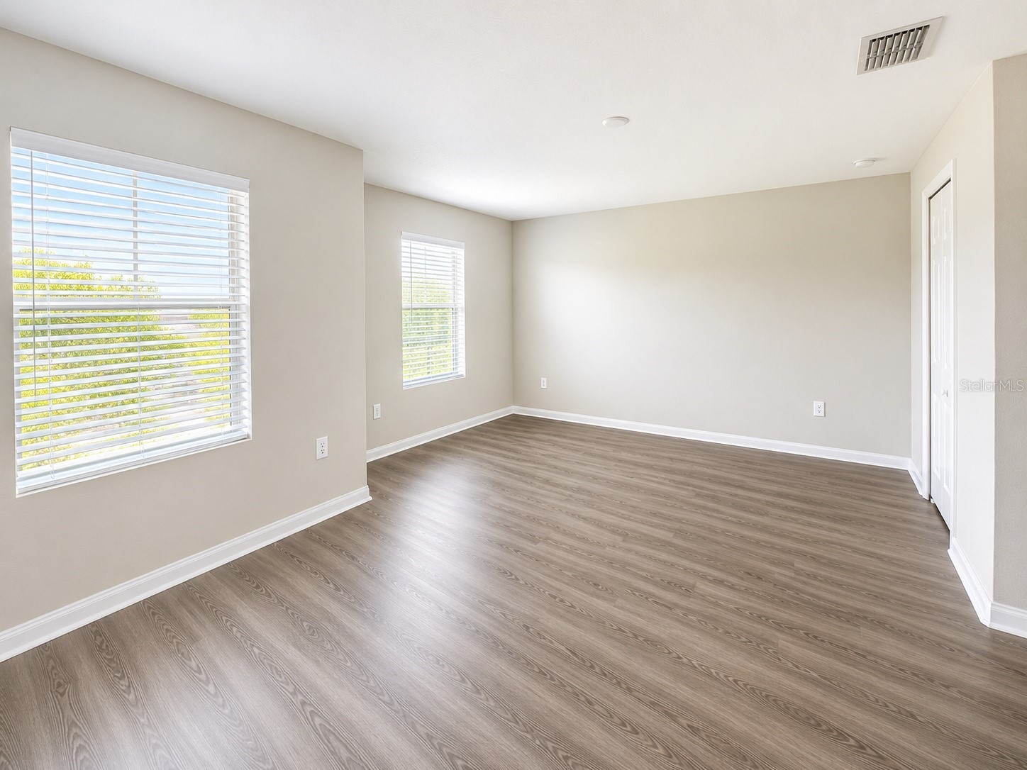 2110 Golden Falcon Drive Ruskin FL 33570 TB8518124 image6