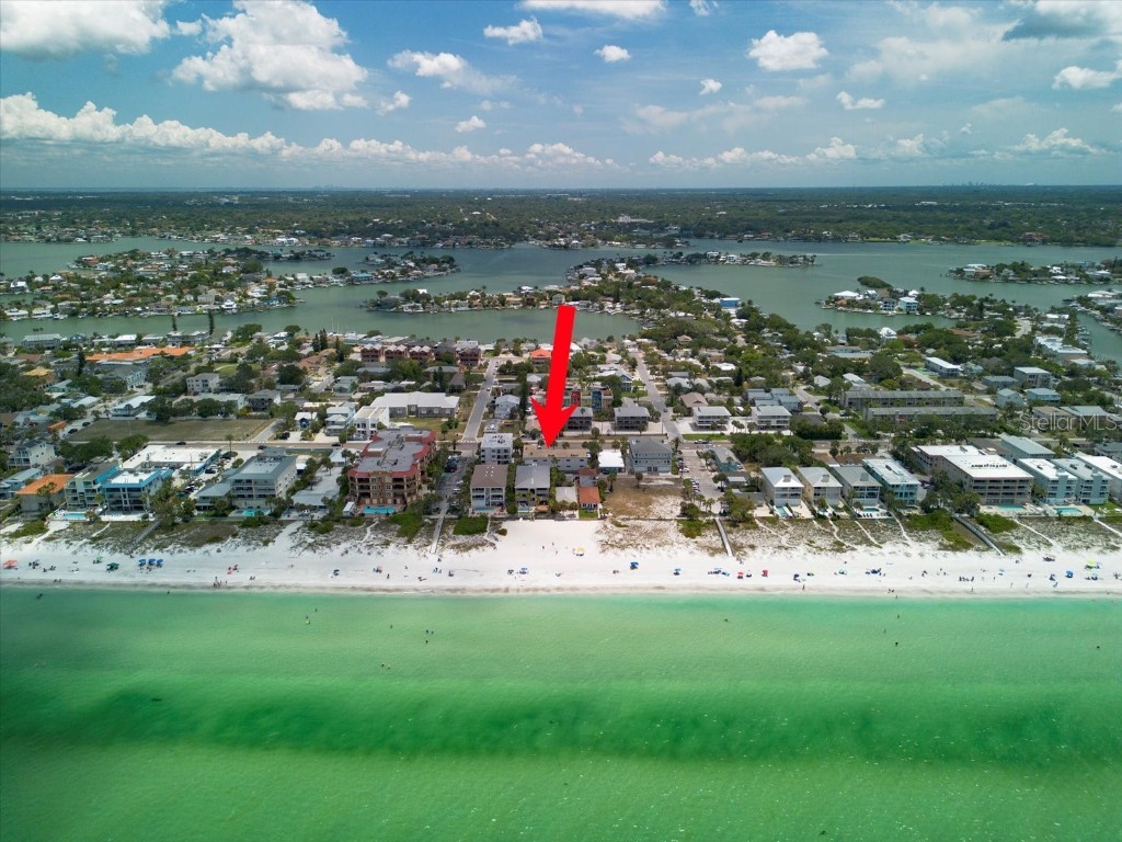 2110 Gulf Boulevard #4 Indian Rocks Beach FL 33785 U8198567 image1