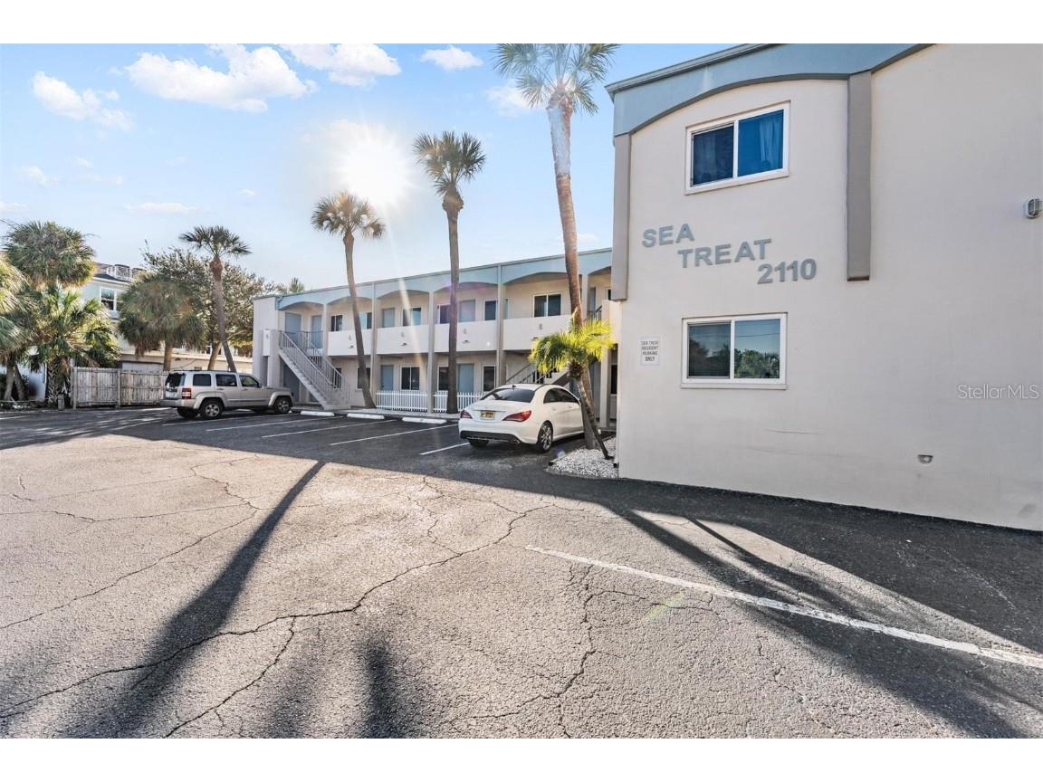 2110 Gulf Boulevard #8 Indian Rocks Beach FL 33785 TB8447500 image3