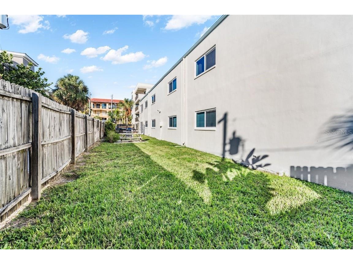 2110 Gulf Boulevard #8 Indian Rocks Beach FL 33785 TB8447500 image31