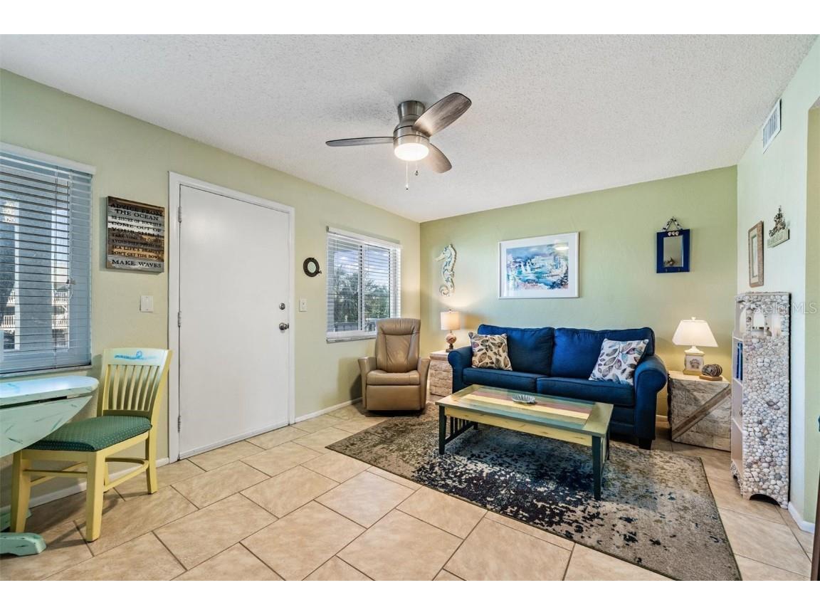 2110 Gulf Boulevard #8 Indian Rocks Beach FL 33785 TB8447500 image5