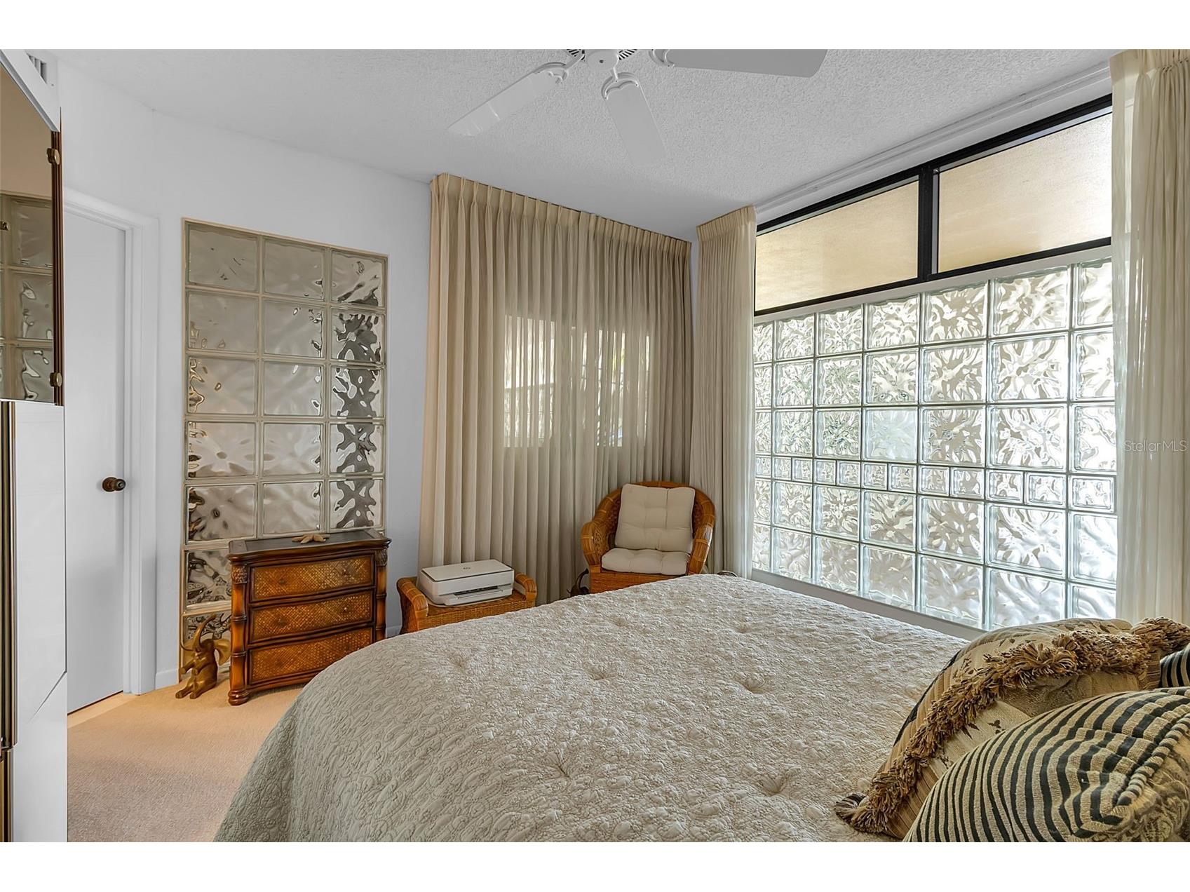 2110 Harbourside Drive #523 Longboat Key FL 34228 A4682869 image34