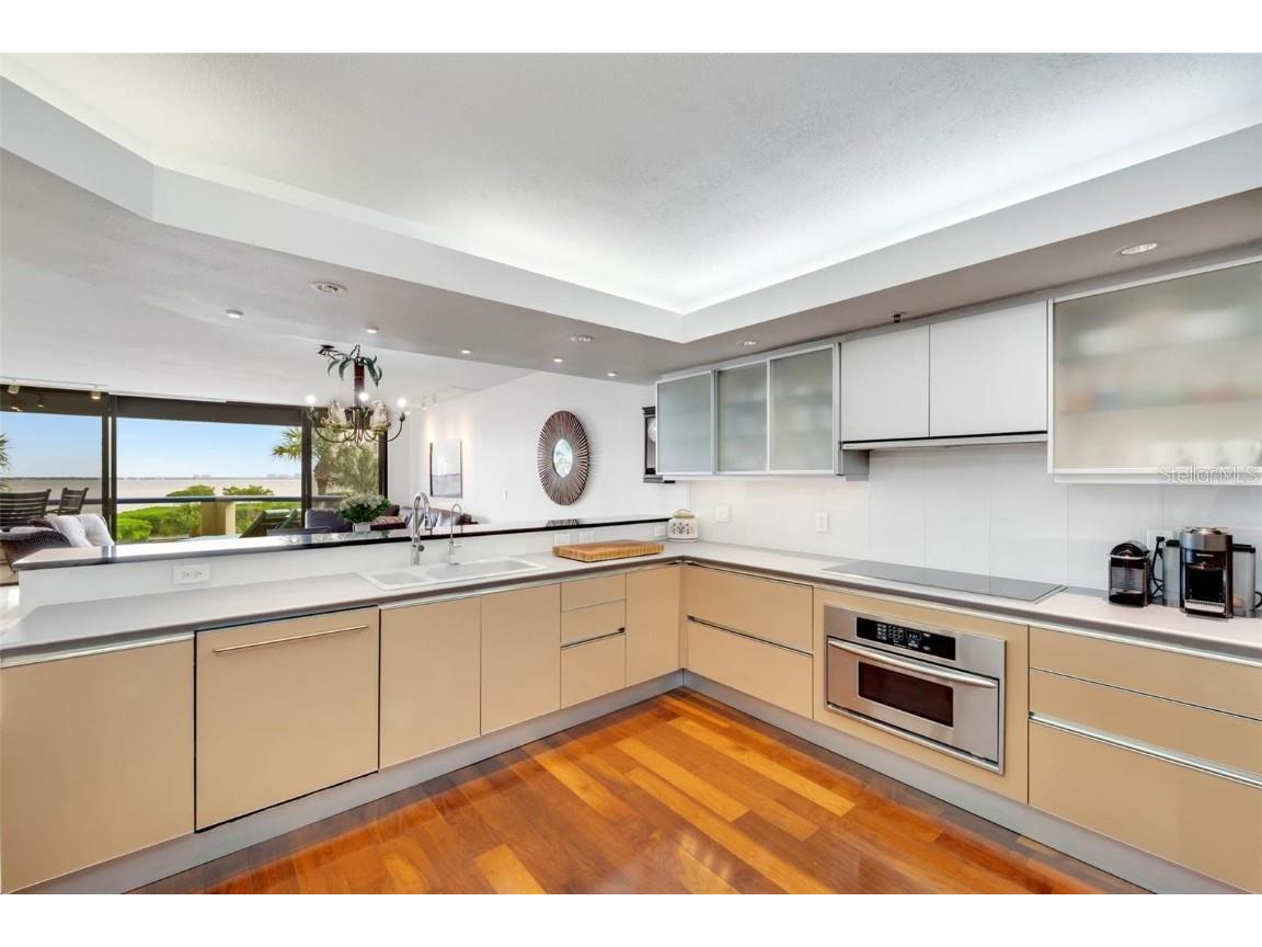 2110 Harbourside Drive #526 Longboat Key FL 34228 A4669215 image12