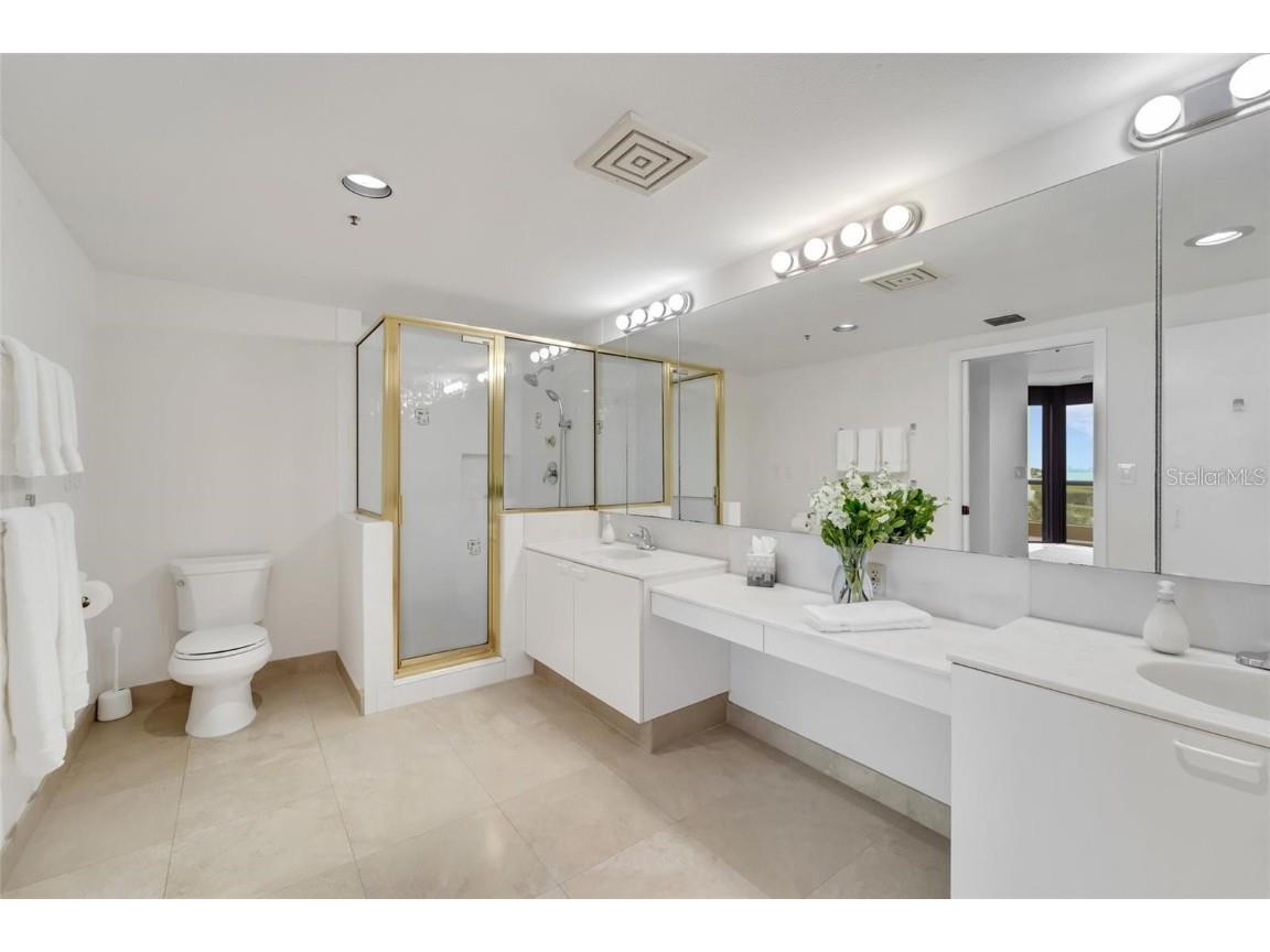 2110 Harbourside Drive #526 Longboat Key FL 34228 A4669215 image24