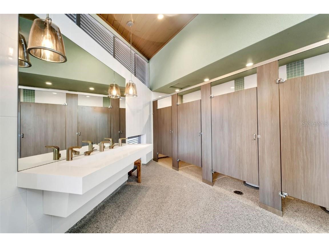 2110 Harbourside Drive #526 Longboat Key FL 34228 A4669215 image45