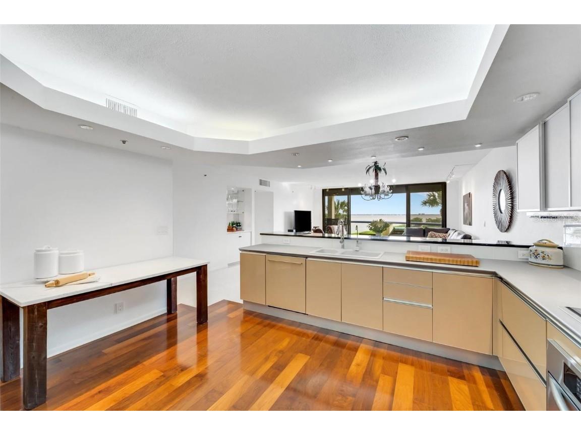2110 Harbourside Drive #526 Longboat Key FL 34228 A4669215 image9