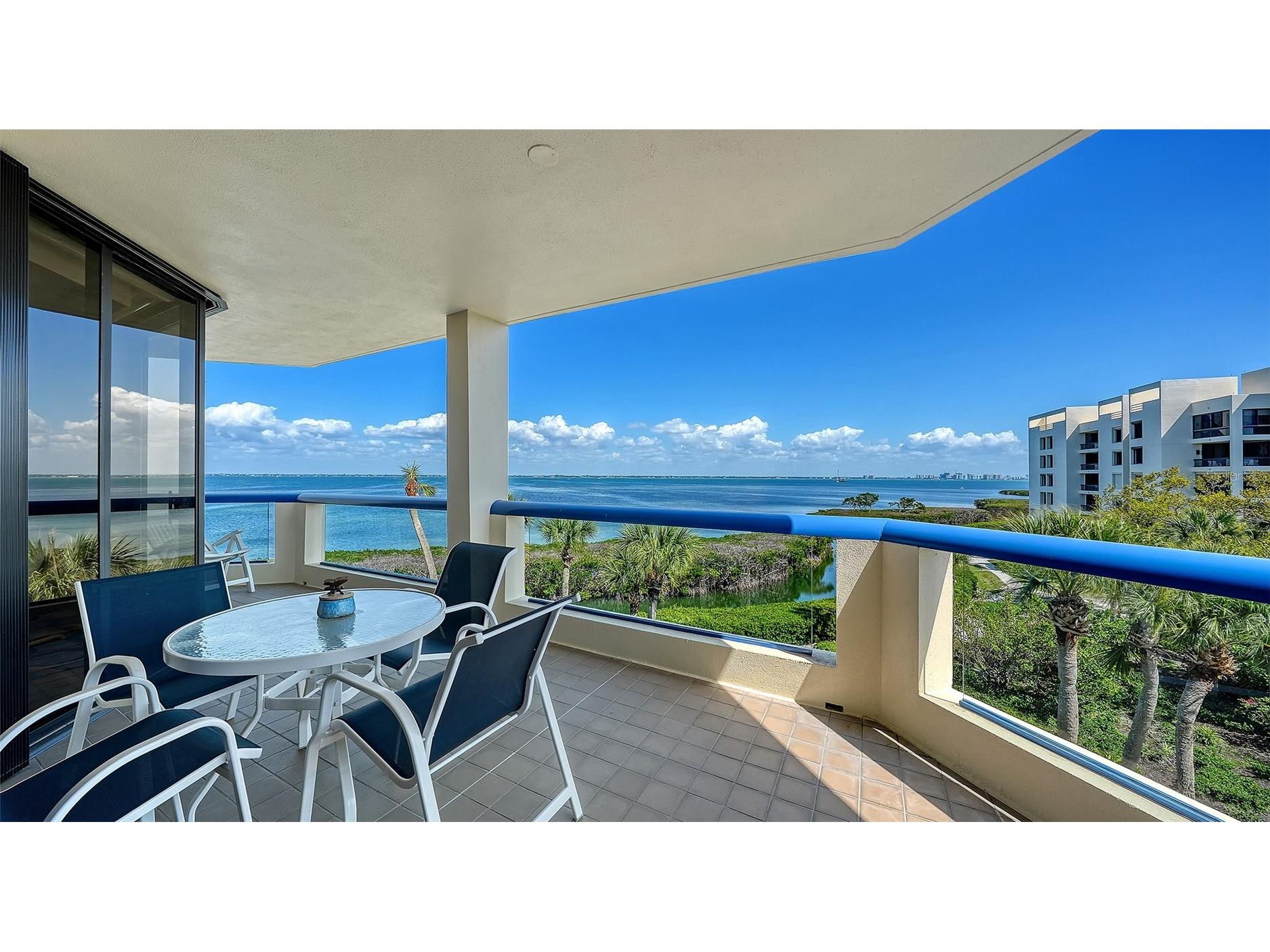 2110 Harbourside Drive #536 Longboat Key FL 34228 - SARASOTA BAY A4685244 image4