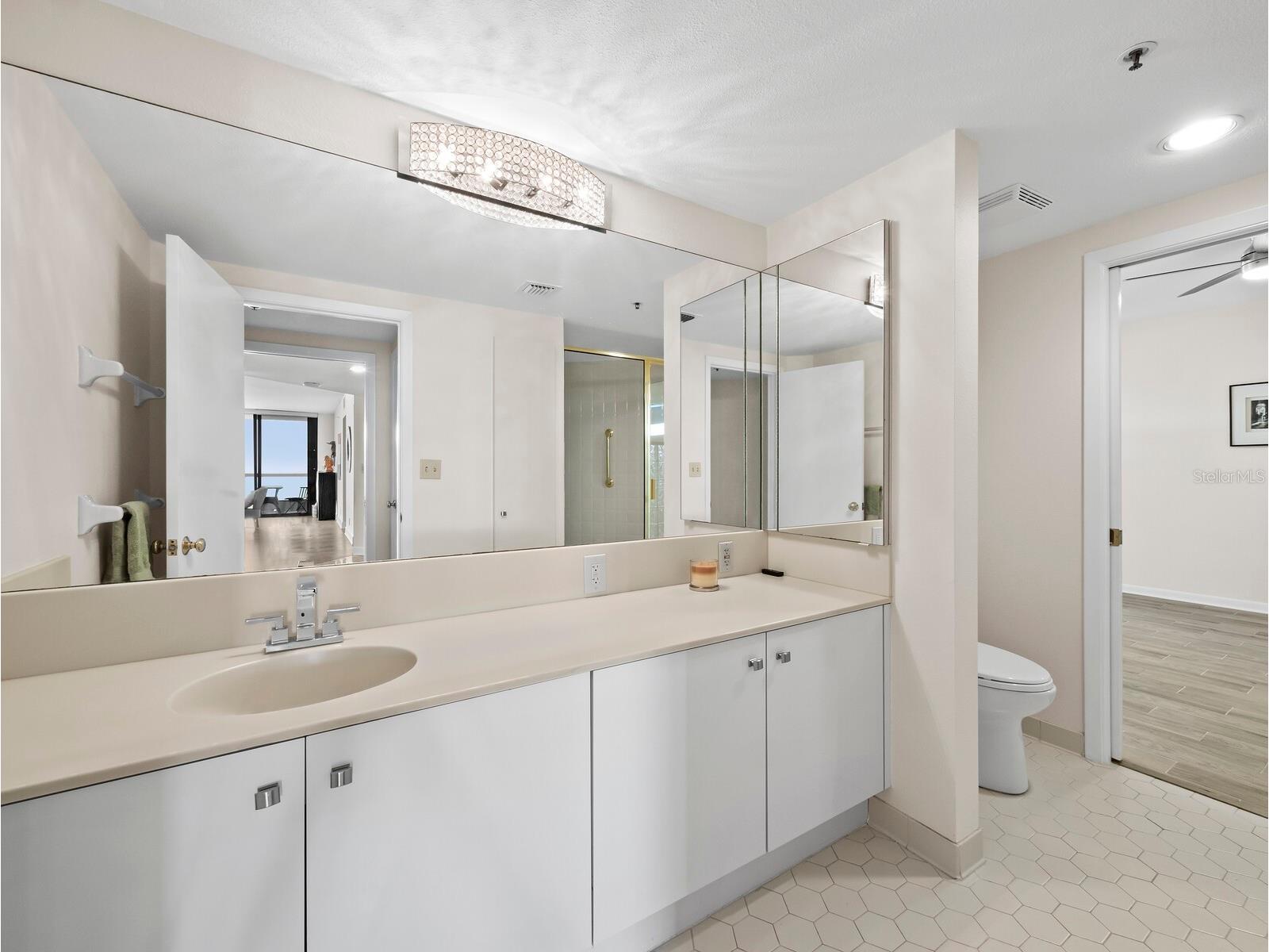 2110 Harbourside Drive #547 Longboat Key FL 34228 A4681901 image30
