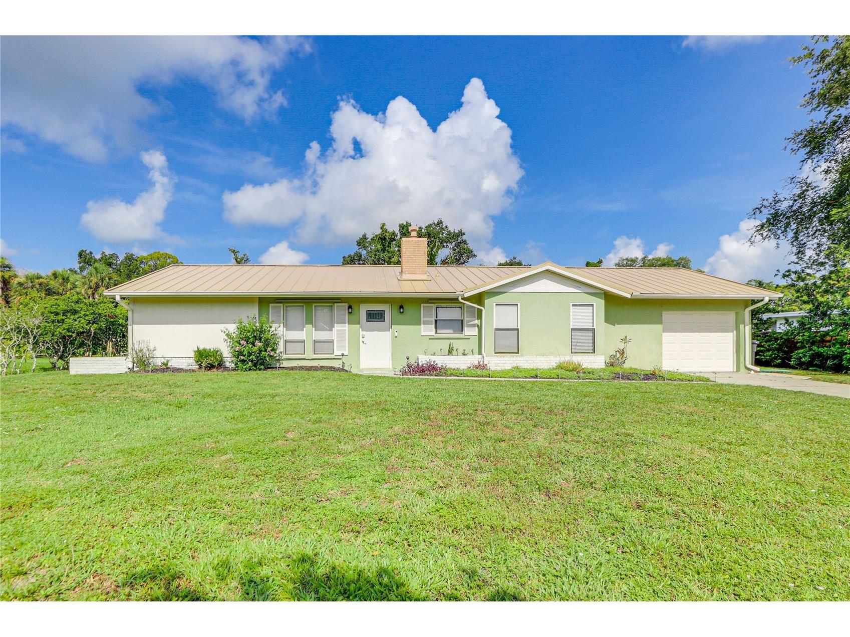 2110 Heasley Road Englewood FL 34223 W7885629 image1