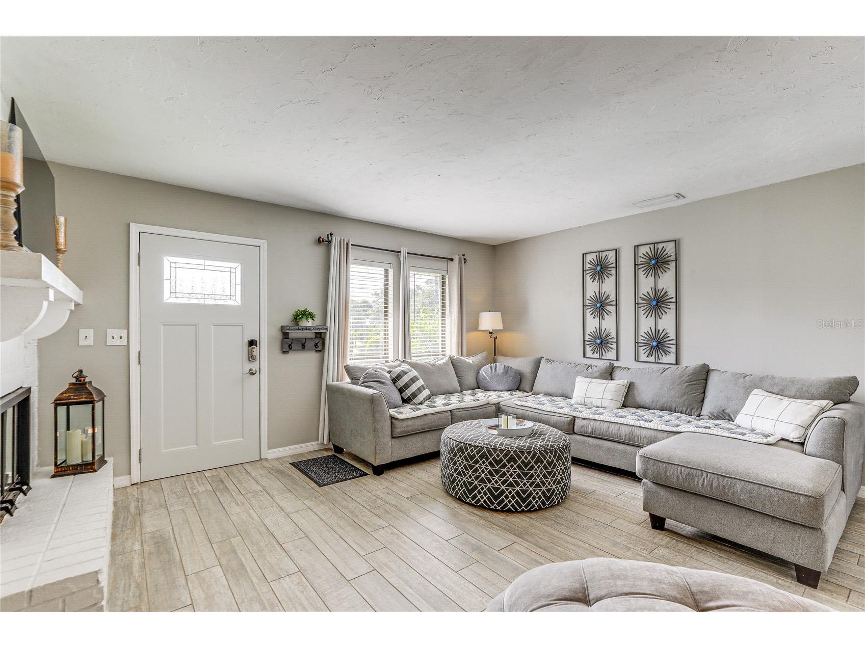 2110 Heasley Road Englewood FL 34223 W7885629 image10