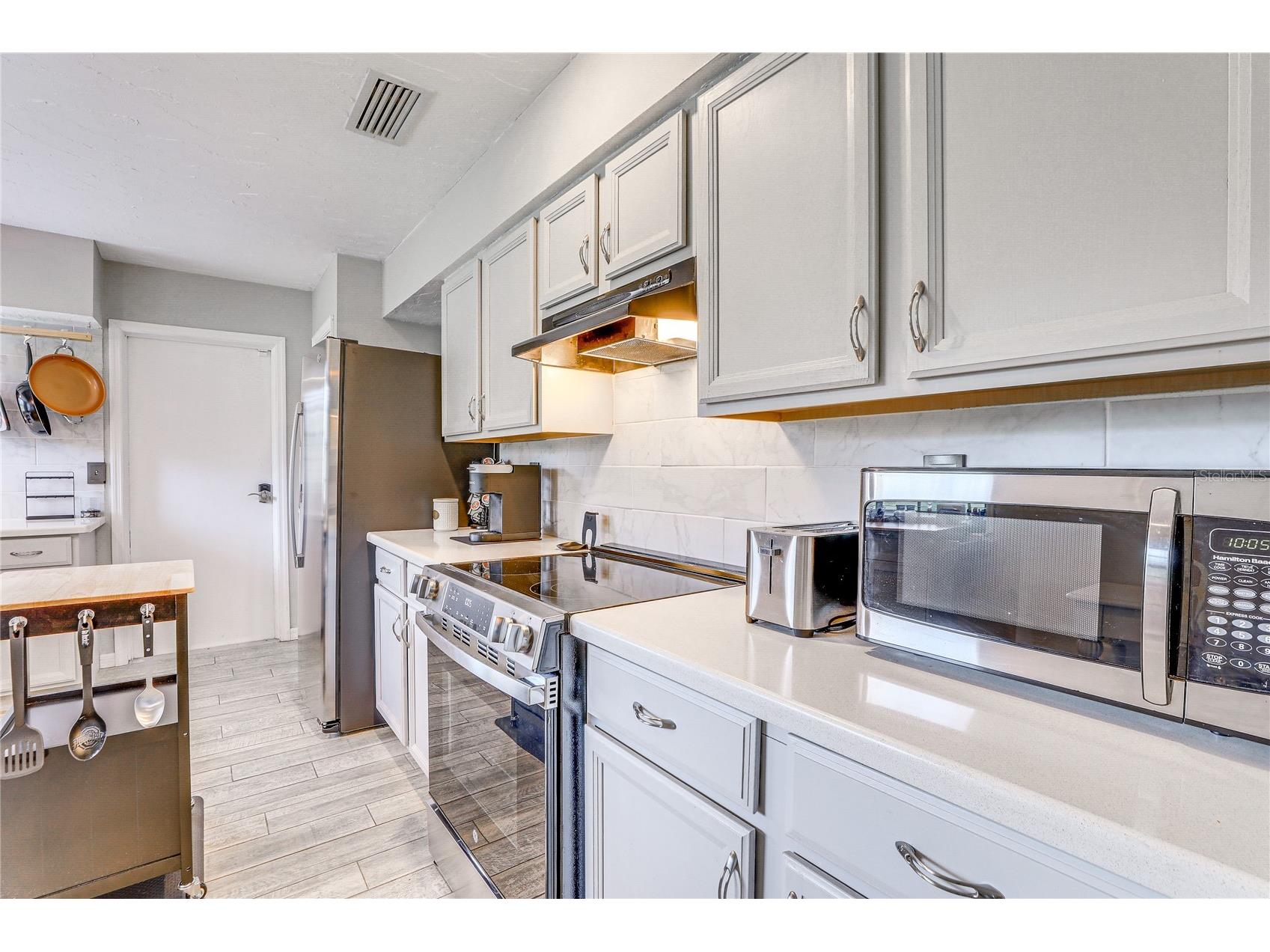 2110 Heasley Road Englewood FL 34223 W7885629 image18