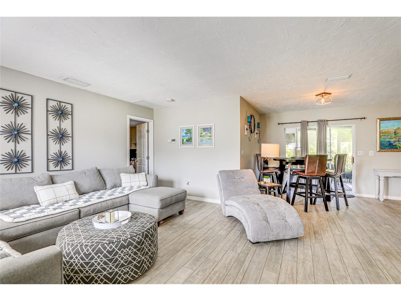 2110 Heasley Road Englewood FL 34223 W7885629 image9