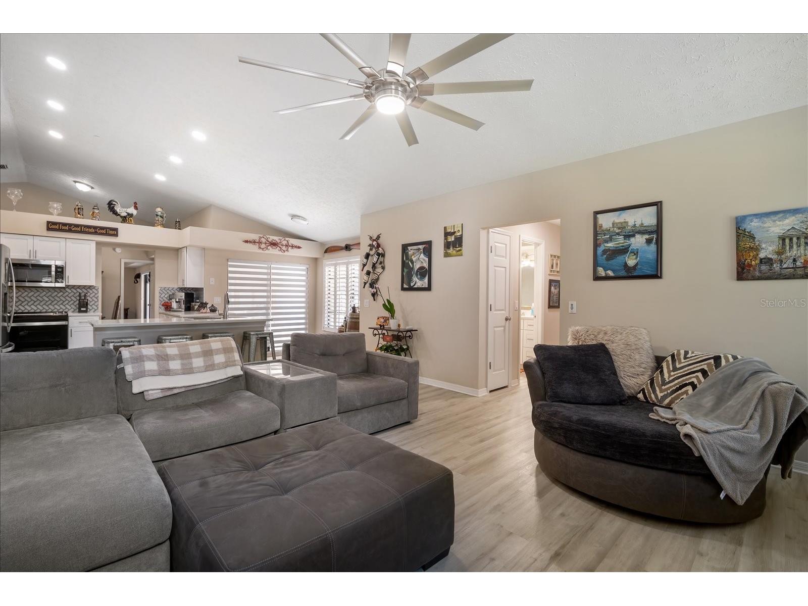 2110 Laindale Place Valrico FL 33596 TB8517425 image12