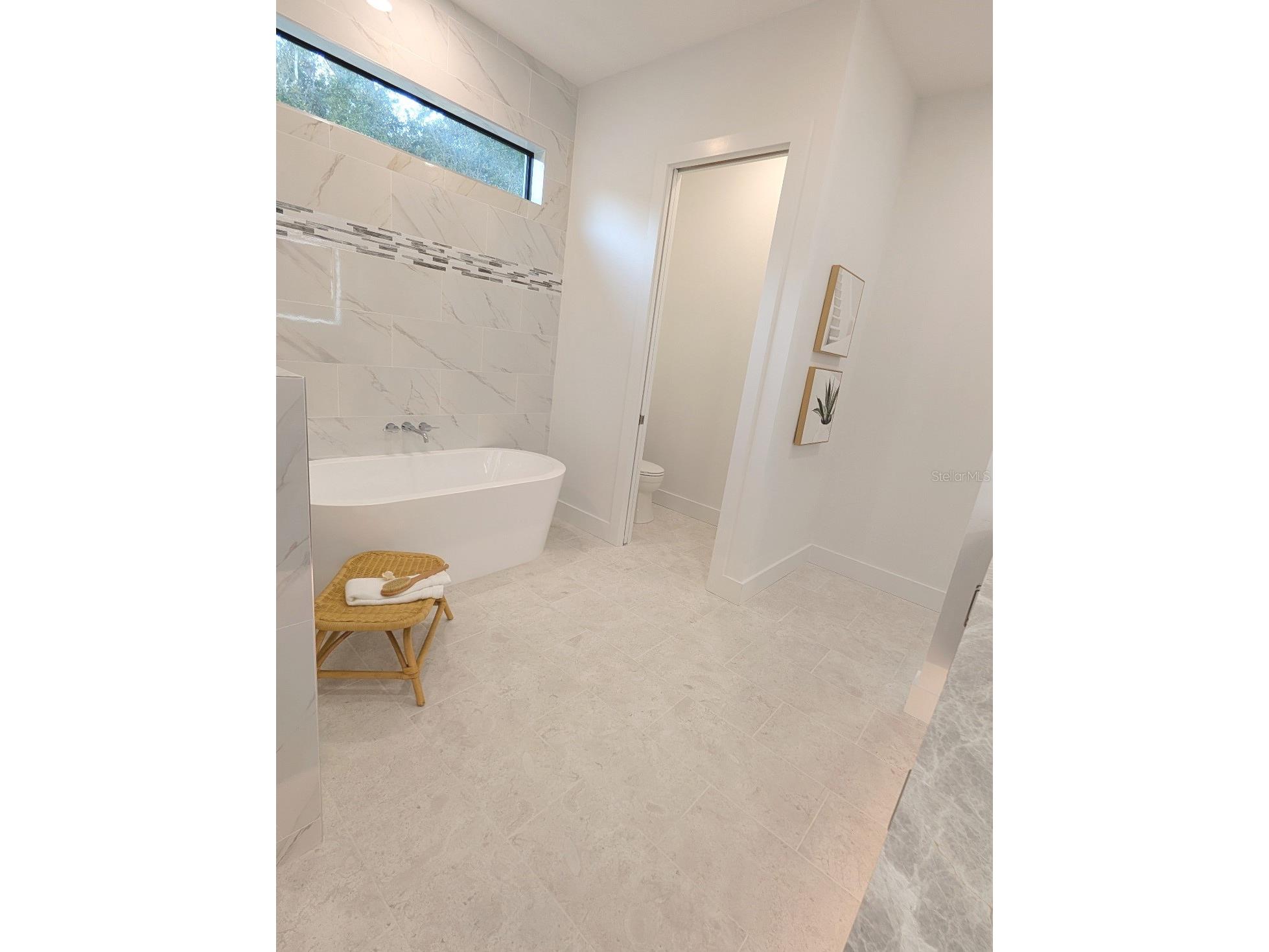 2110 Michele Drive Sarasota FL 34231 A4657130 image32