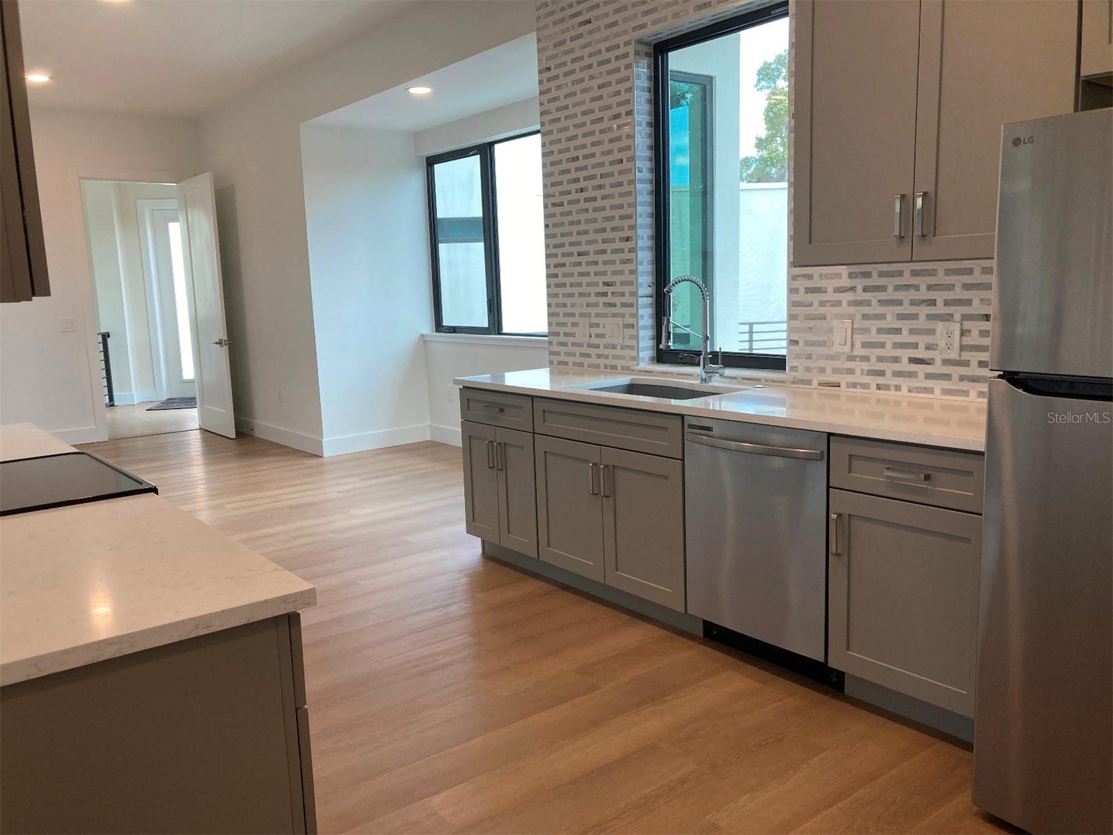 2110 Michele Drive Sarasota FL 34231 A4657130 image44