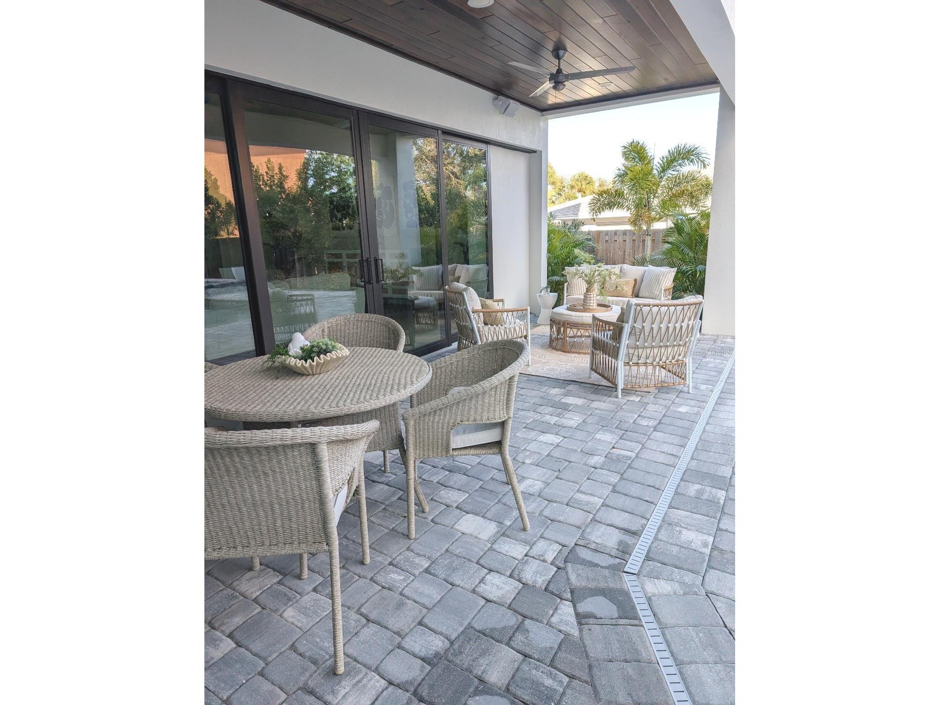 2110 Michele Drive Sarasota FL 34231 A4657130 image55