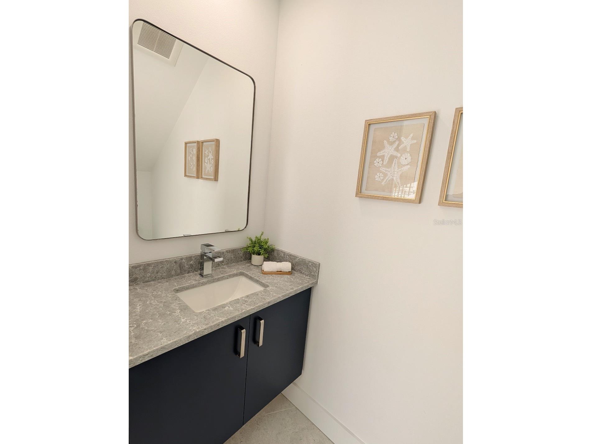 2110 Michele Drive Sarasota FL 34231 A4657130 image63