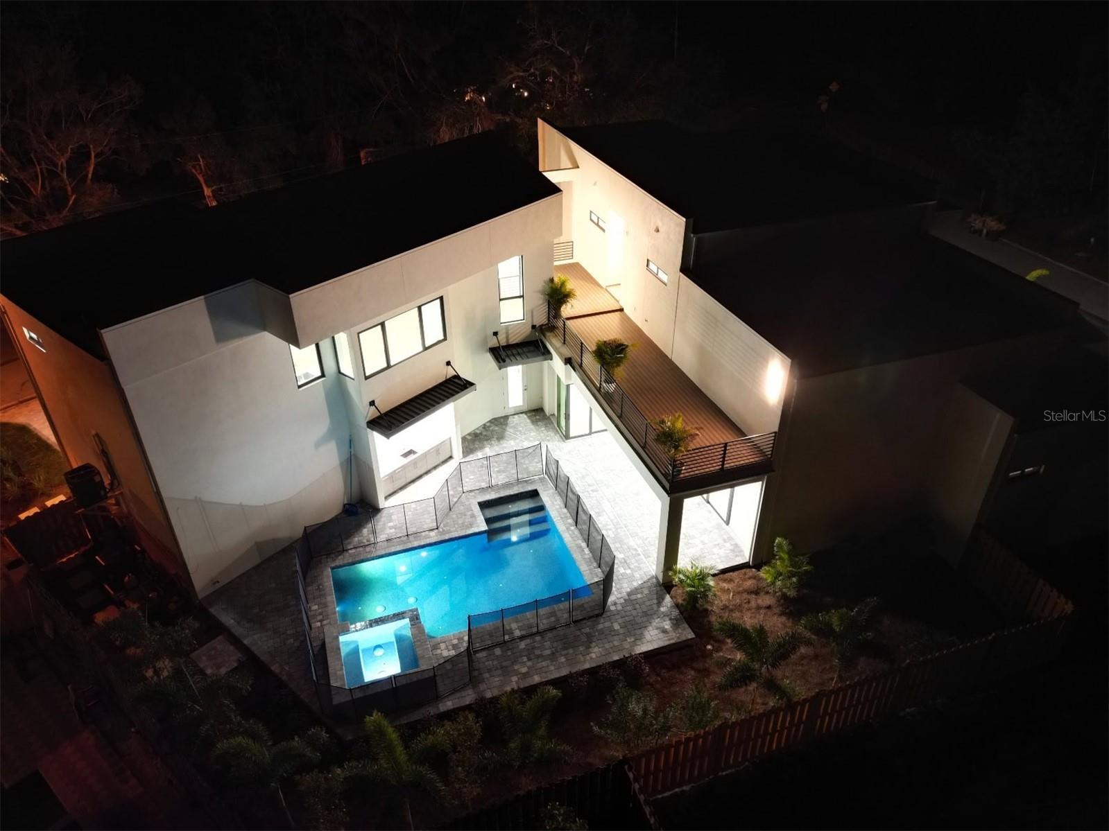 2110 Michele Drive Sarasota FL 34231 A4657130 image74