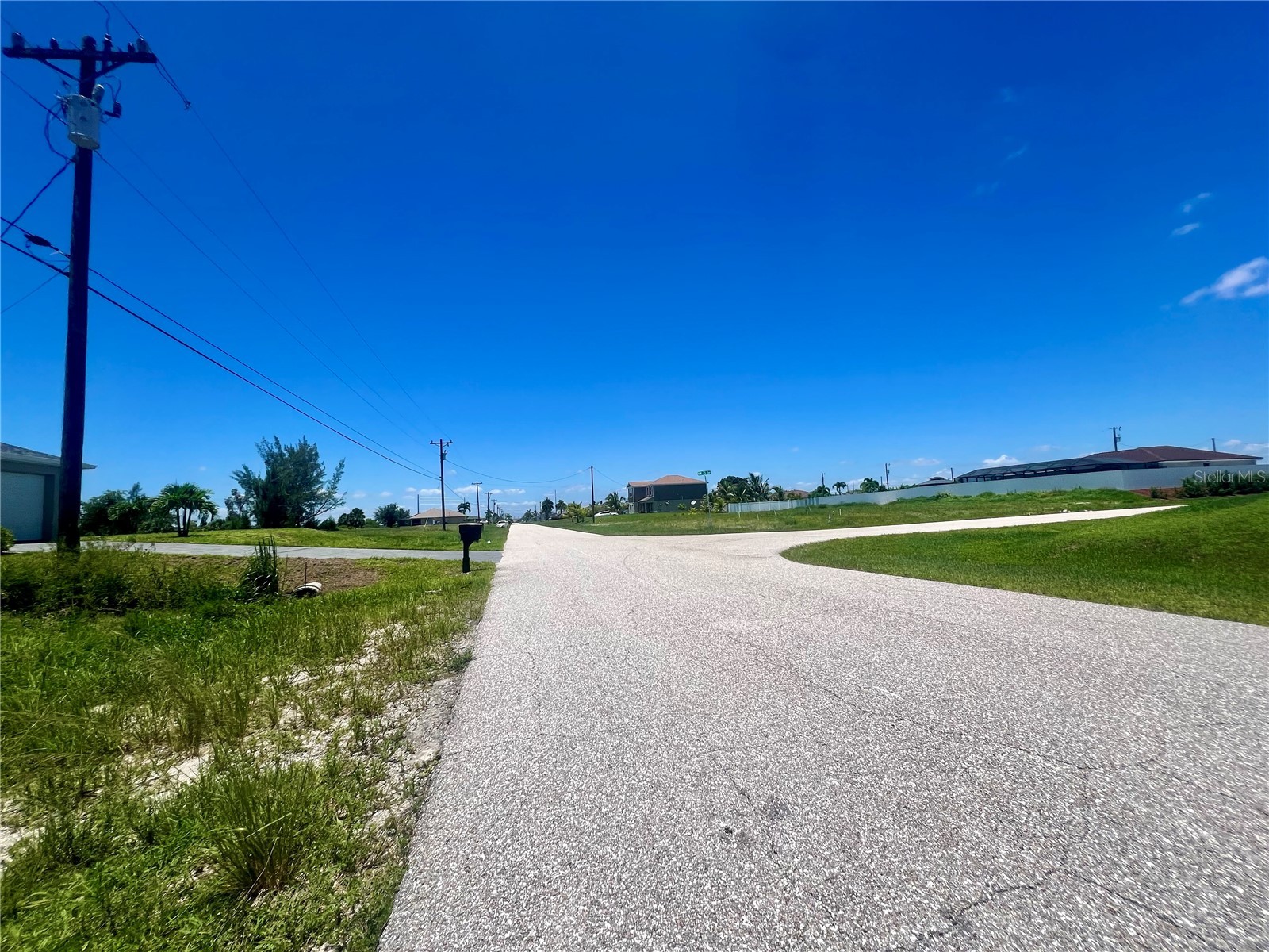 2110 NW 6th Place Cape Coral FL 33993 C7526222 image4