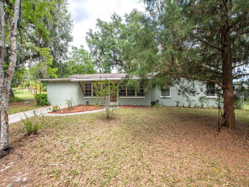 2110 Robie Avenue Mount Dora FL 32757 G5068498 image1