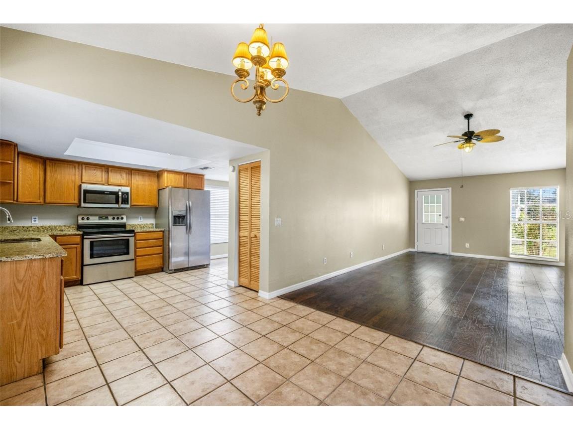 2110 Shady Point Lane Brandon FL 33510 TB8444533 image8