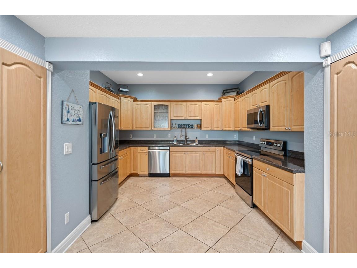 2110 W Farwell Drive Tampa FL 33603 O6311929 image12