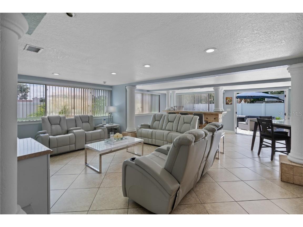 2110 W Farwell Drive Tampa FL 33603 O6311929 image6