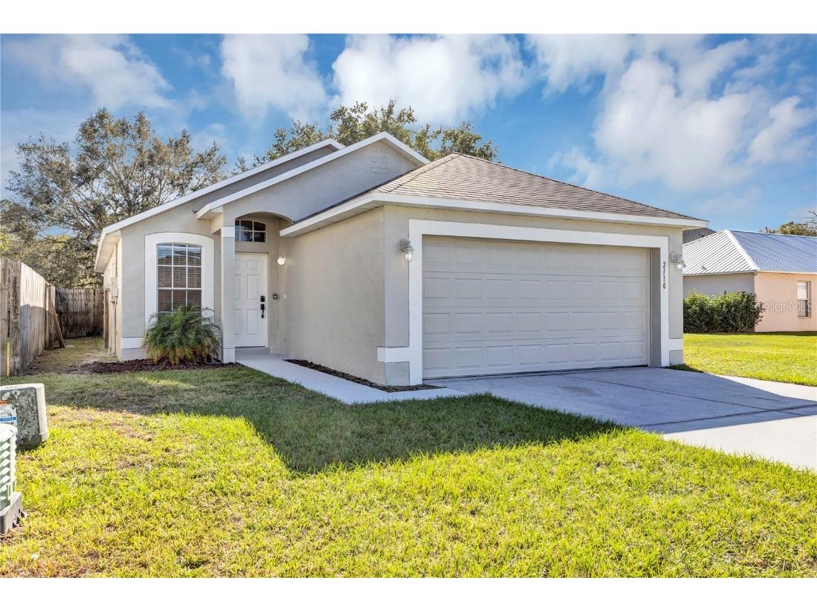 2110 Whispering Trails Boulevard Winter Haven FL 33884 O6156196 image1