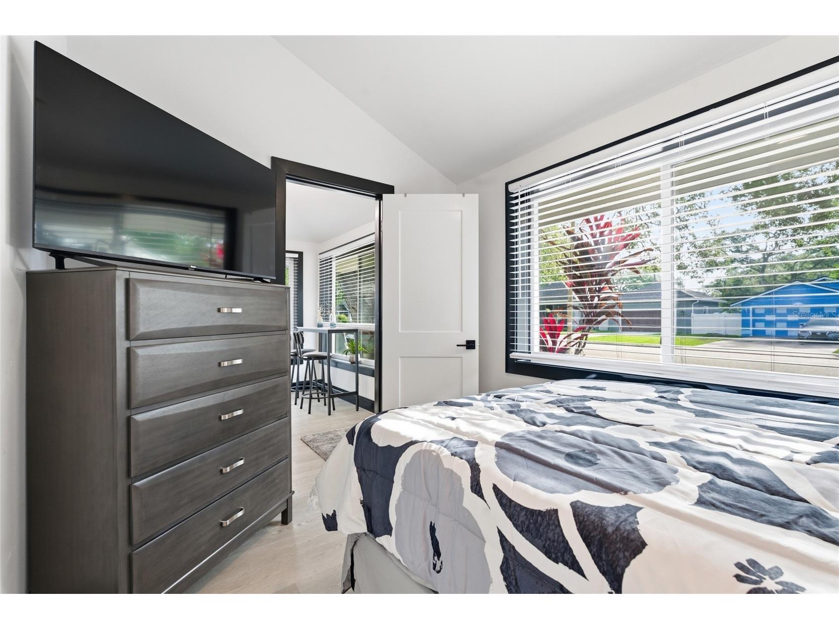 2111 42nd Street S Saint Petersburg FL 33711 TB8507817 image5