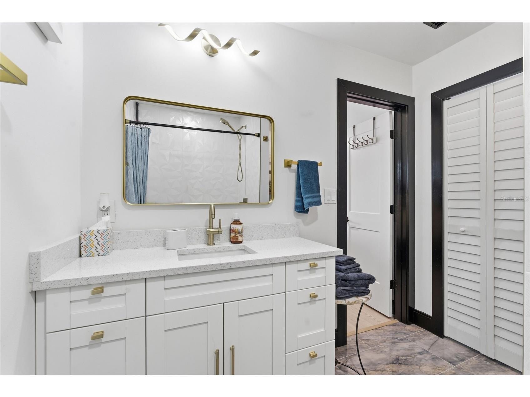 2111 42nd Street S Saint Petersburg FL 33711 TB8507817 image9