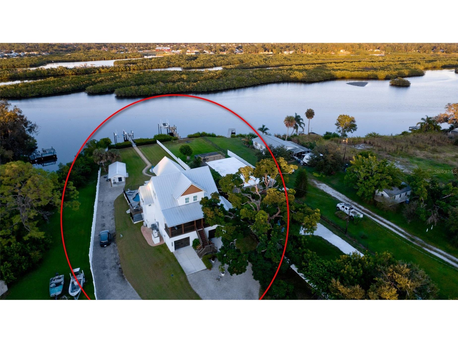 2111 51st Boulevard E Bradenton FL 34208 - BRADEN RIVER A4668761 image1