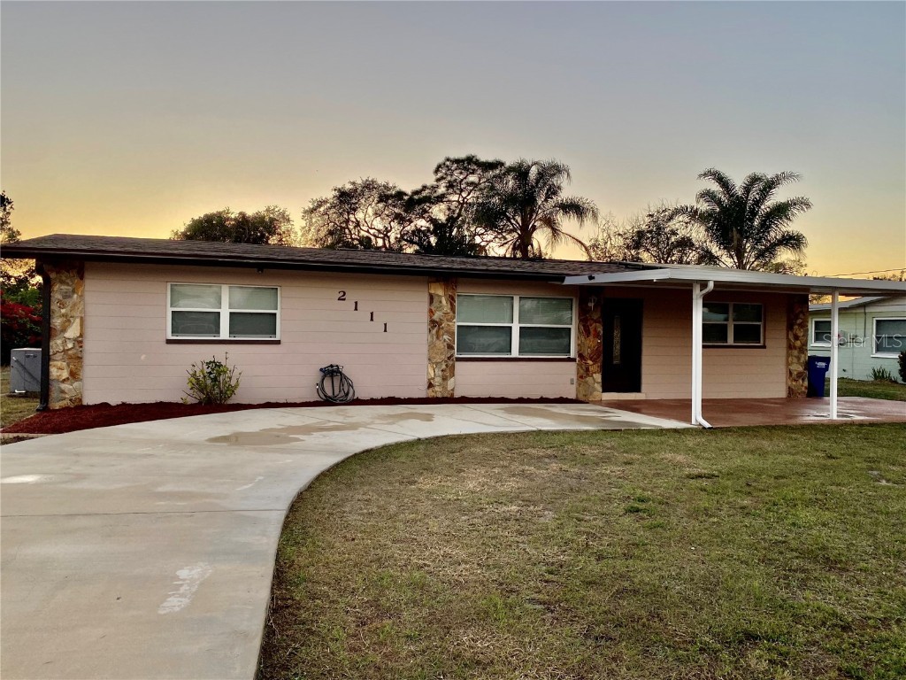 2111 Avalon Road Sebring FL 33870 OK222512 image1