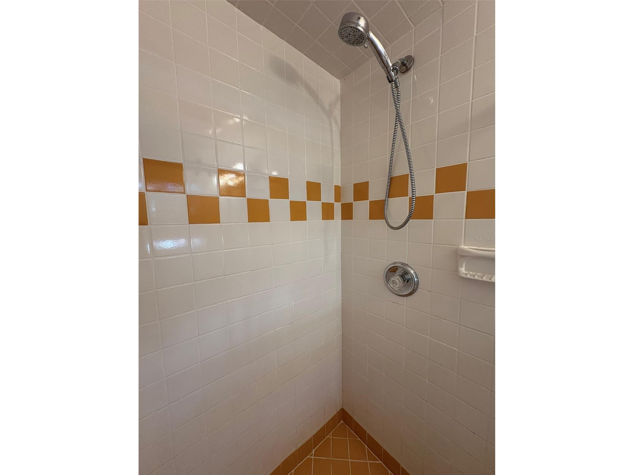 2111 Avenue B Bradenton Beach FL 34217 A4683270 image17