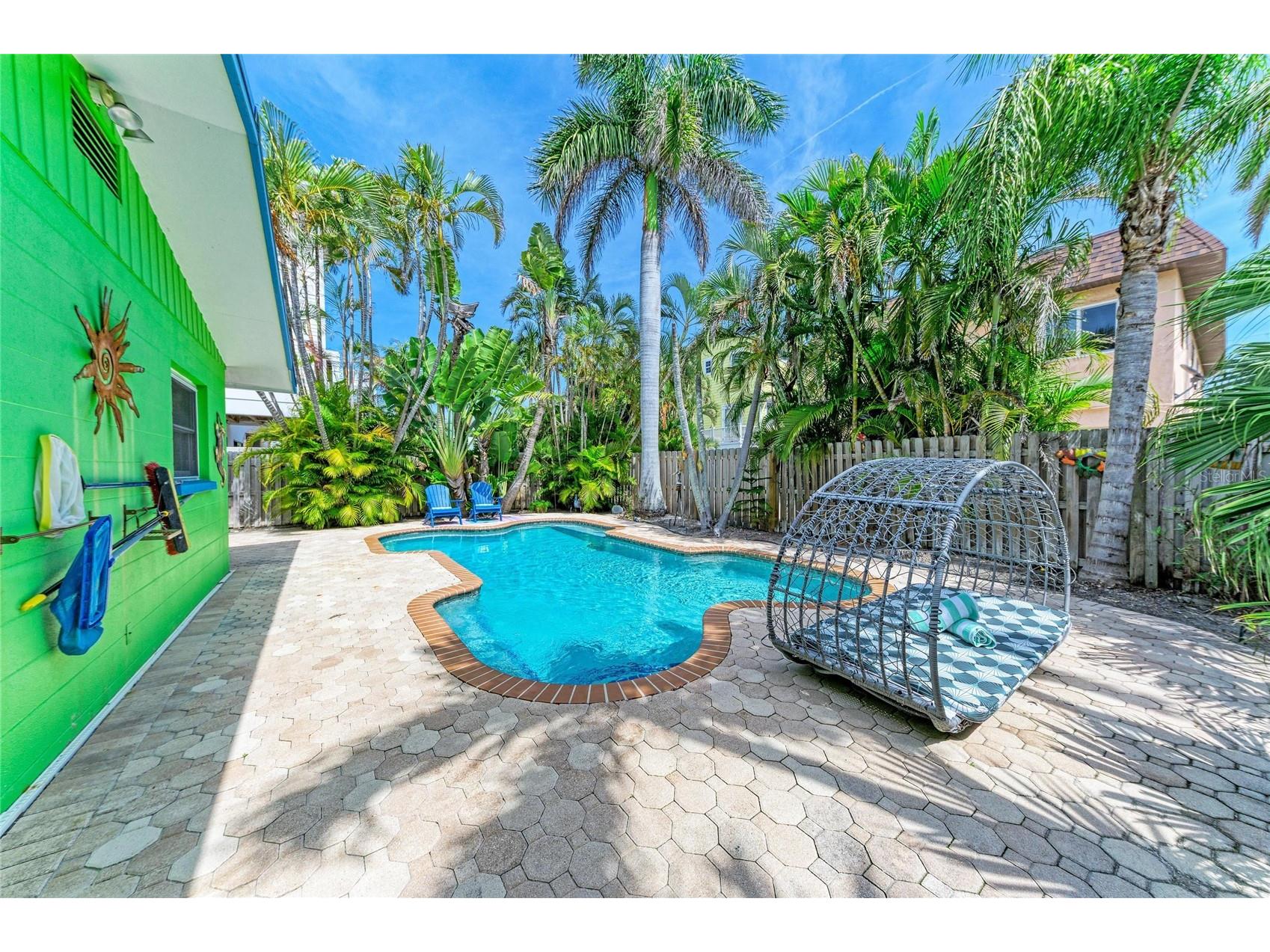 2111 Avenue B Bradenton Beach FL 34217 A4683270 image35