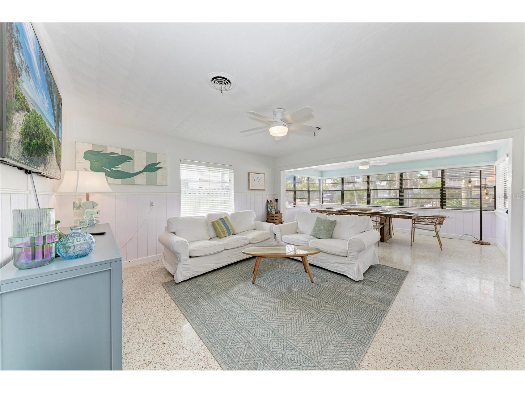 2111 Avenue B Bradenton Beach FL 34217 A4683270 image7