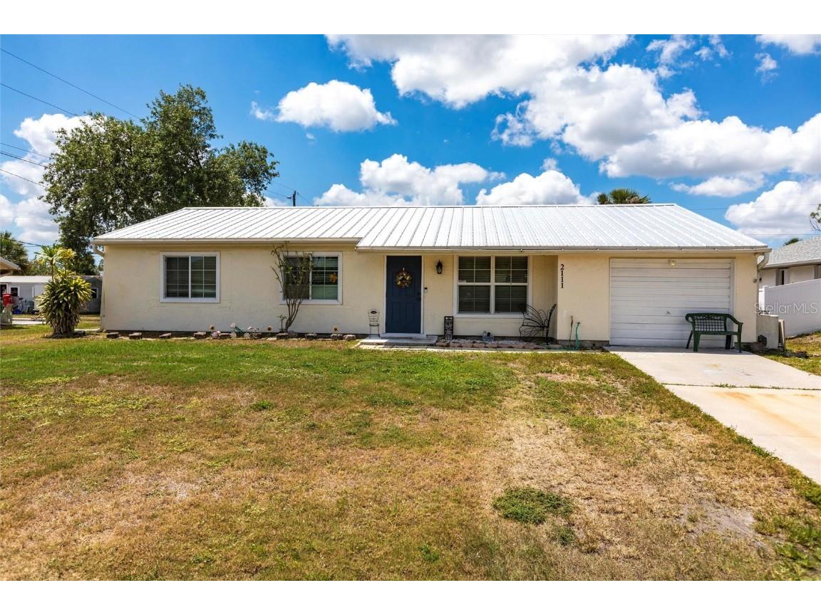 2111 Backton Street Port Charlotte FL 33948 C7508705 image1