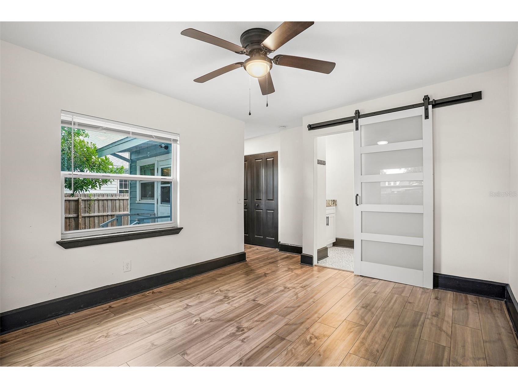 2111 Burlington Avenue N Saint Petersburg FL 33713 TB8523736 image27