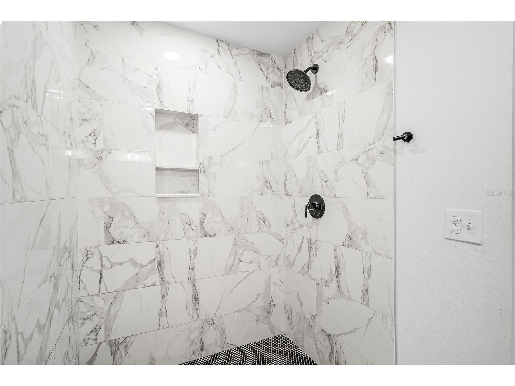 2111 Burlington Avenue N Saint Petersburg FL 33713 TB8523736 image29