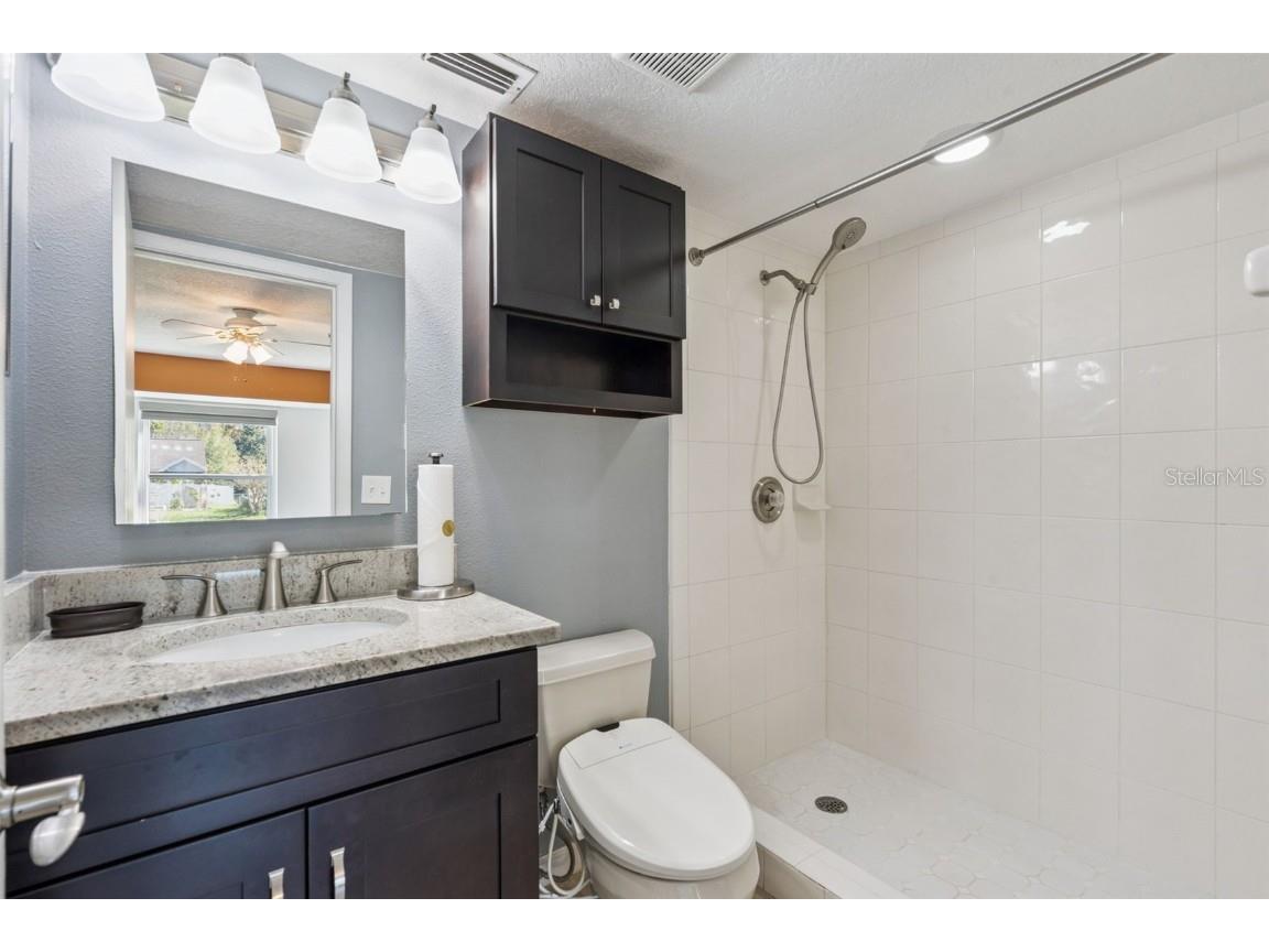 2111 Churchill Downs Circle Orlando FL 32825 O6361832 image22