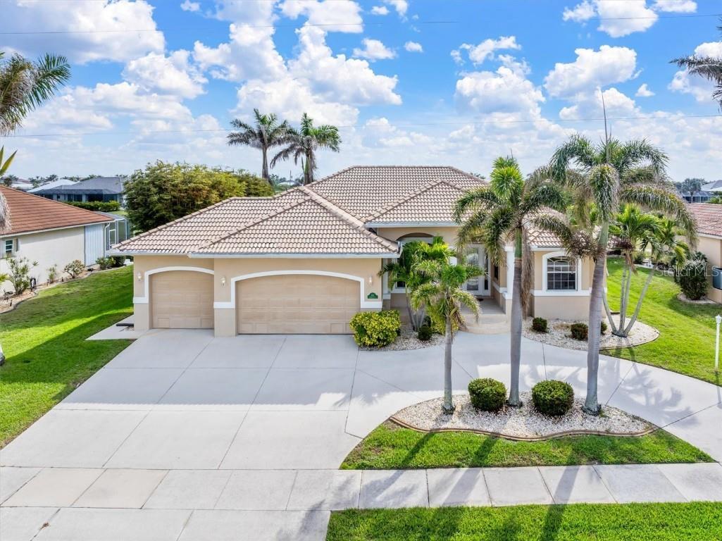 2111 Deborah Drive Punta Gorda FL 33950 C7505106 image1