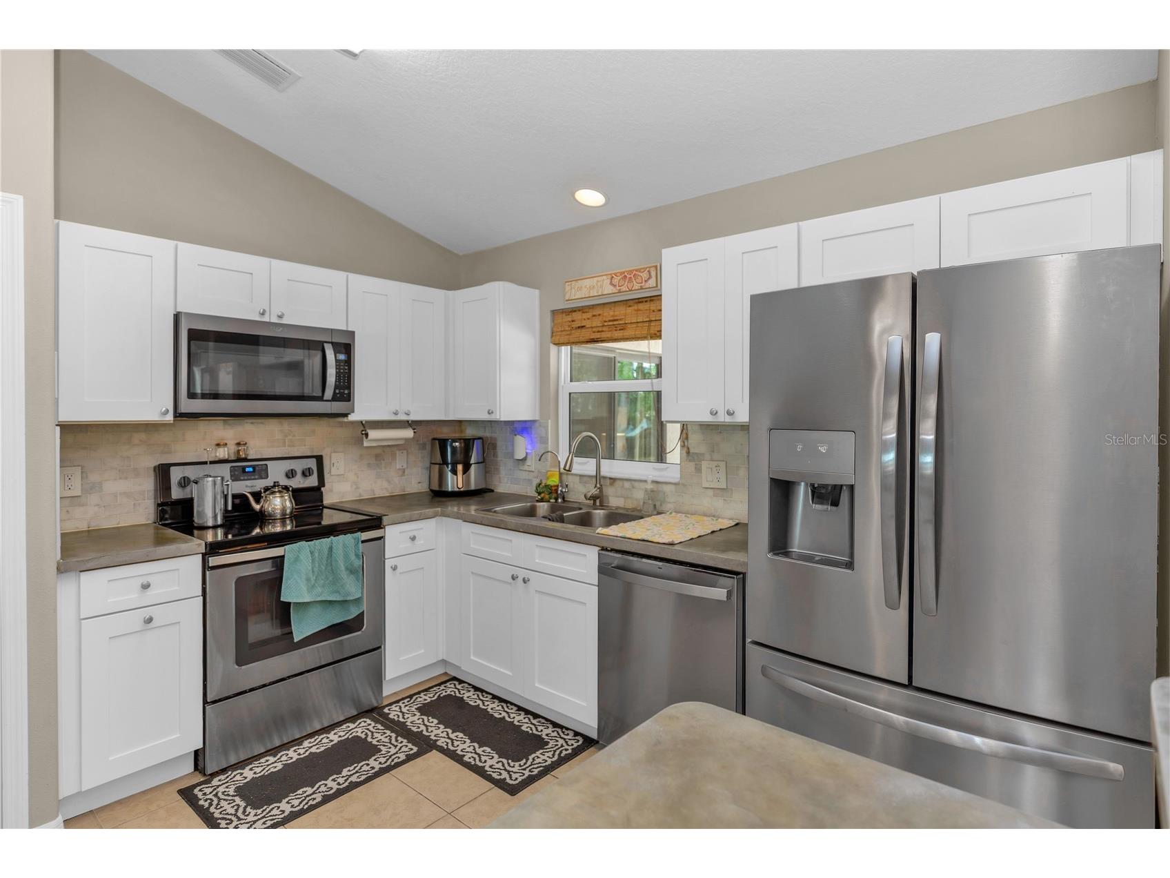 2111 E Parkton Drive Deltona FL 32725 V4949333 image6