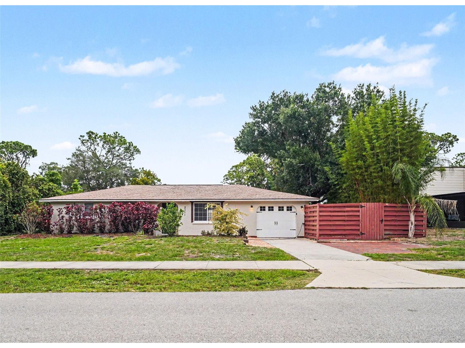 2111 Fairfield Avenue Sarasota FL 34232 O6414126 image1