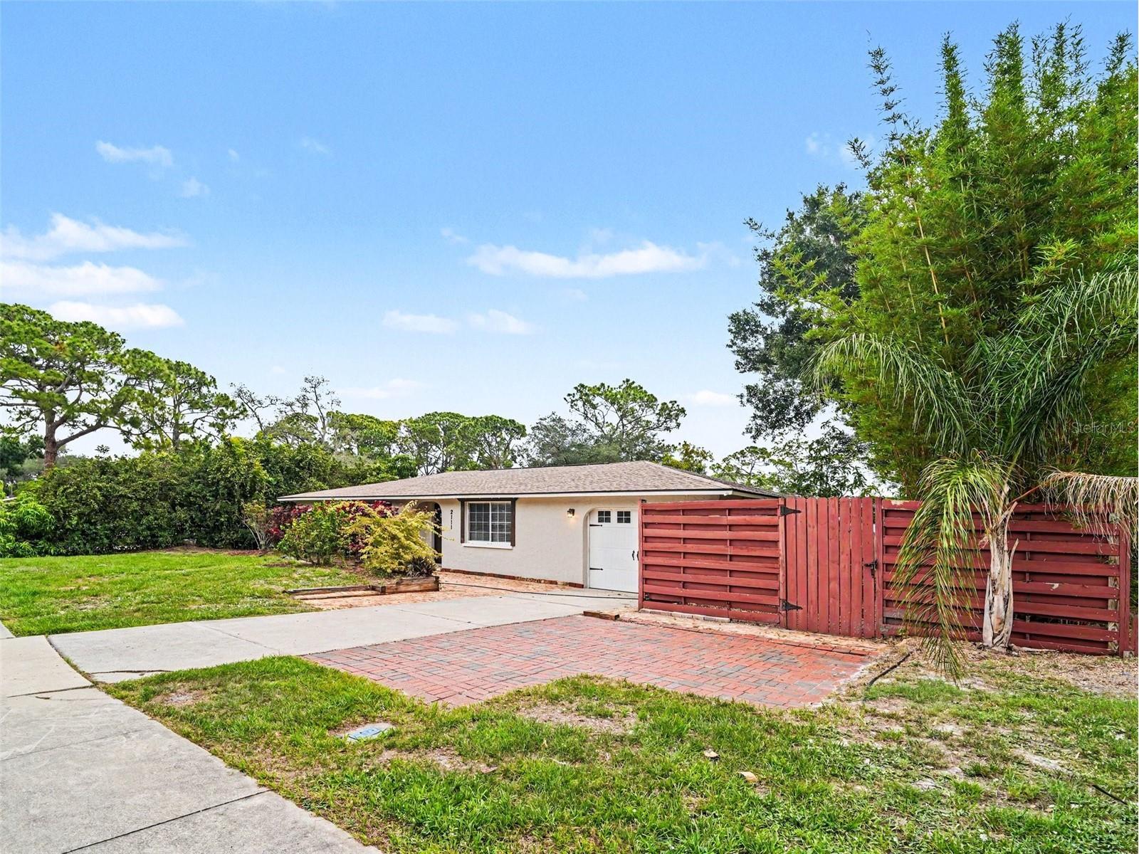 2111 Fairfield Avenue Sarasota FL 34232 O6414126 image2