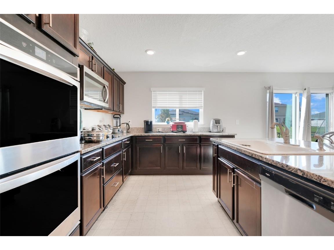 2111 Ficus Street Mascotte FL 34753 G5102240 image11