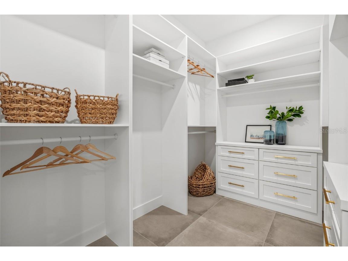 2111 Hawthorne Street Sarasota FL 34239 A4658635 image26