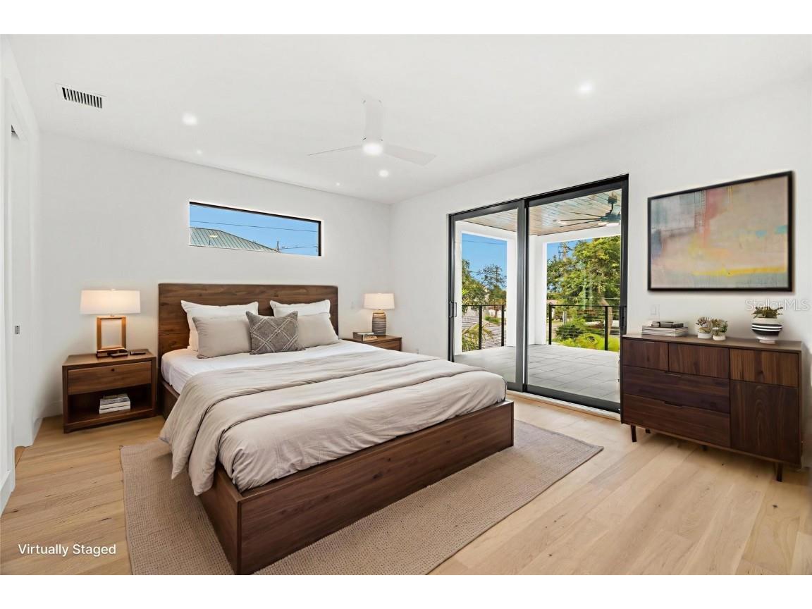 2111 Hawthorne Street Sarasota FL 34239 A4658635 image39